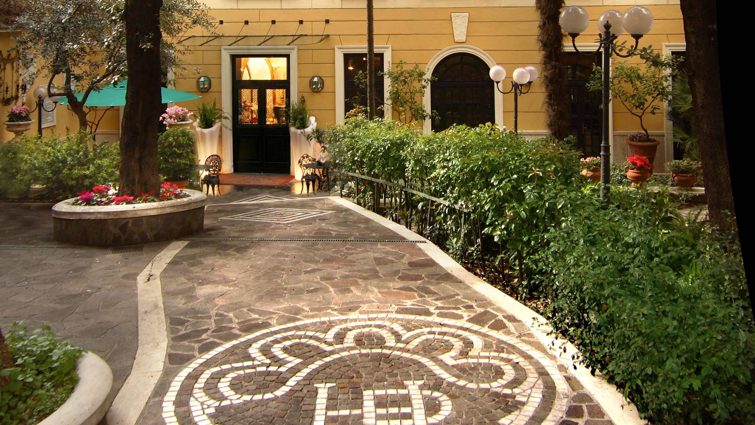 hotel-villa-san-lorenzo-maria-rome-garden-35