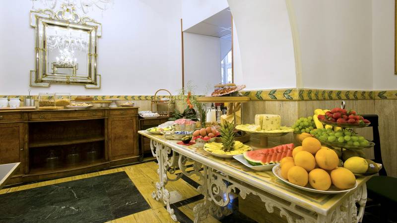 hotel-villa-san-lorenzo-maria-rome-restaurant-4